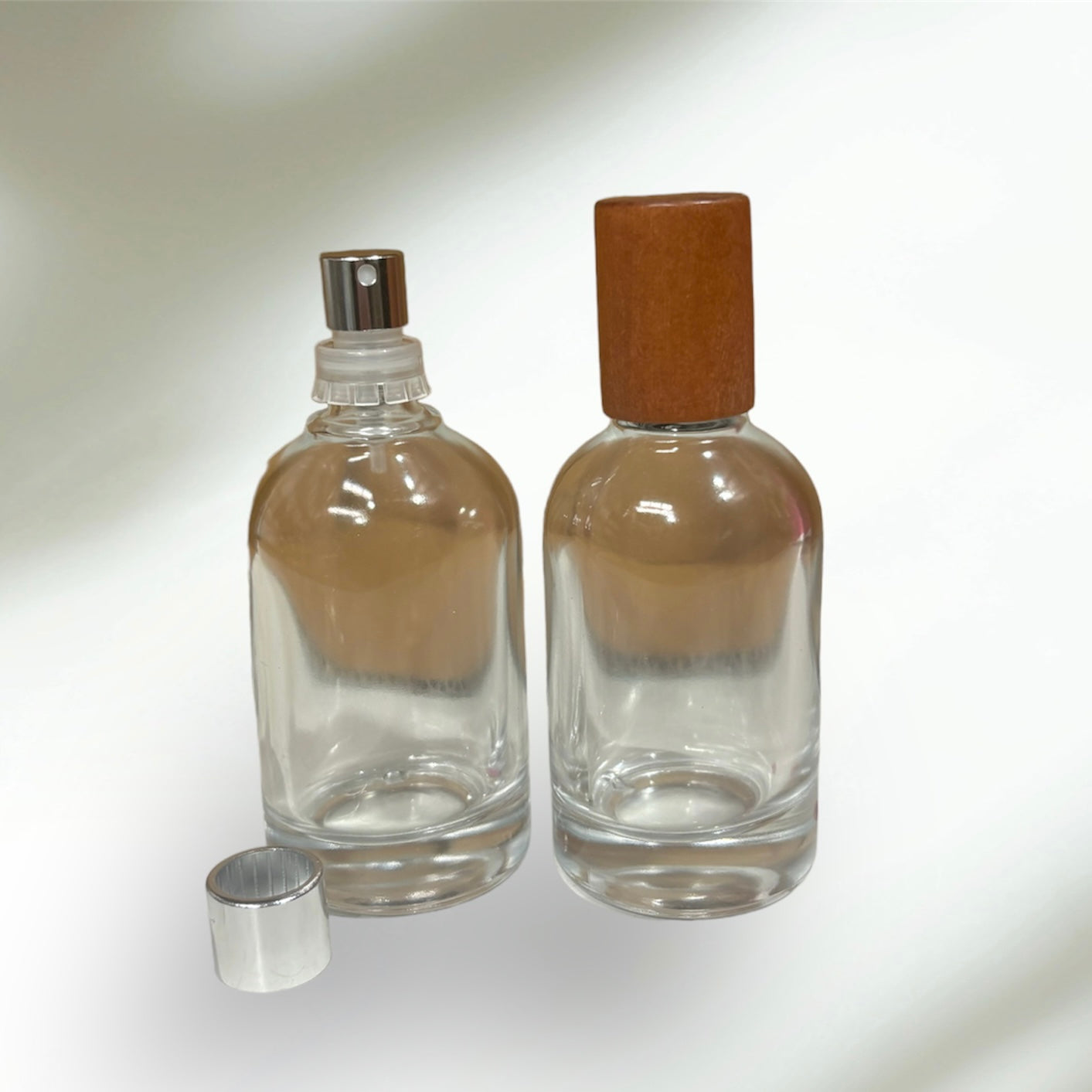 Perfume Santal Glass Spray Bottle With Wooden Lid 50ml
