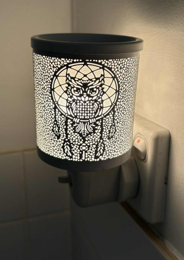White Owl Dreaming Plug In