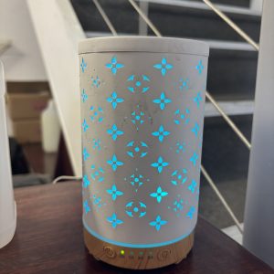 White Louie Air Diffuser